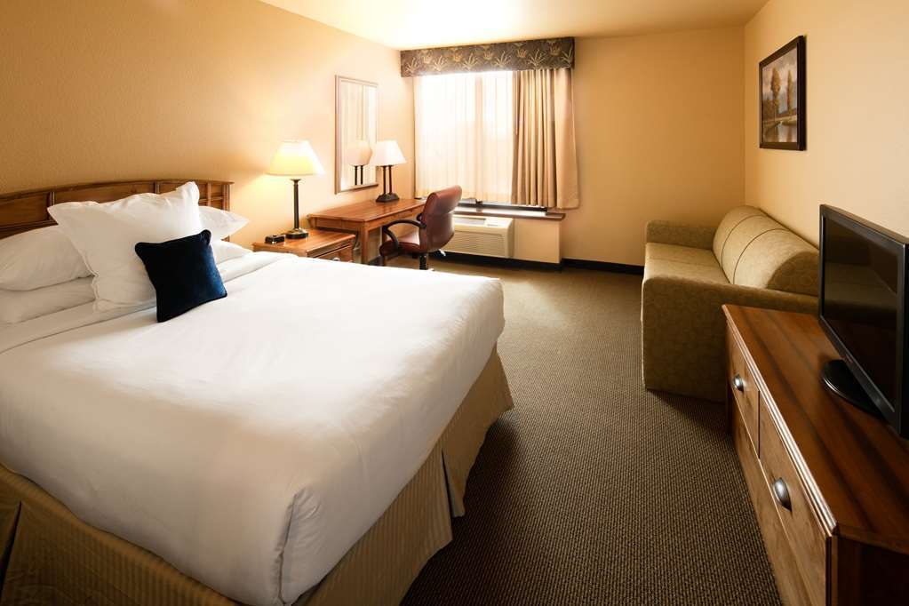 Hotel Ramada Plaza By Wyndham Omaha Habitación foto